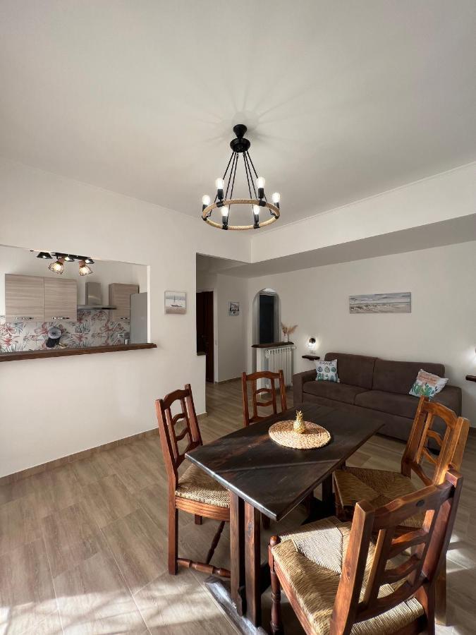 Waikiki House Apartment Passoscuro Luaran gambar