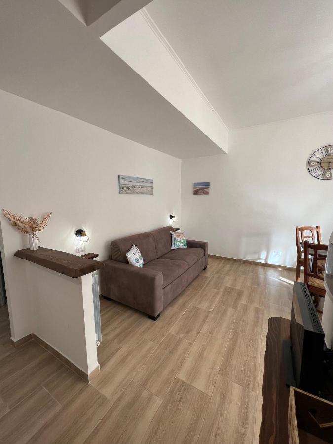 Waikiki House Apartment Passoscuro Luaran gambar
